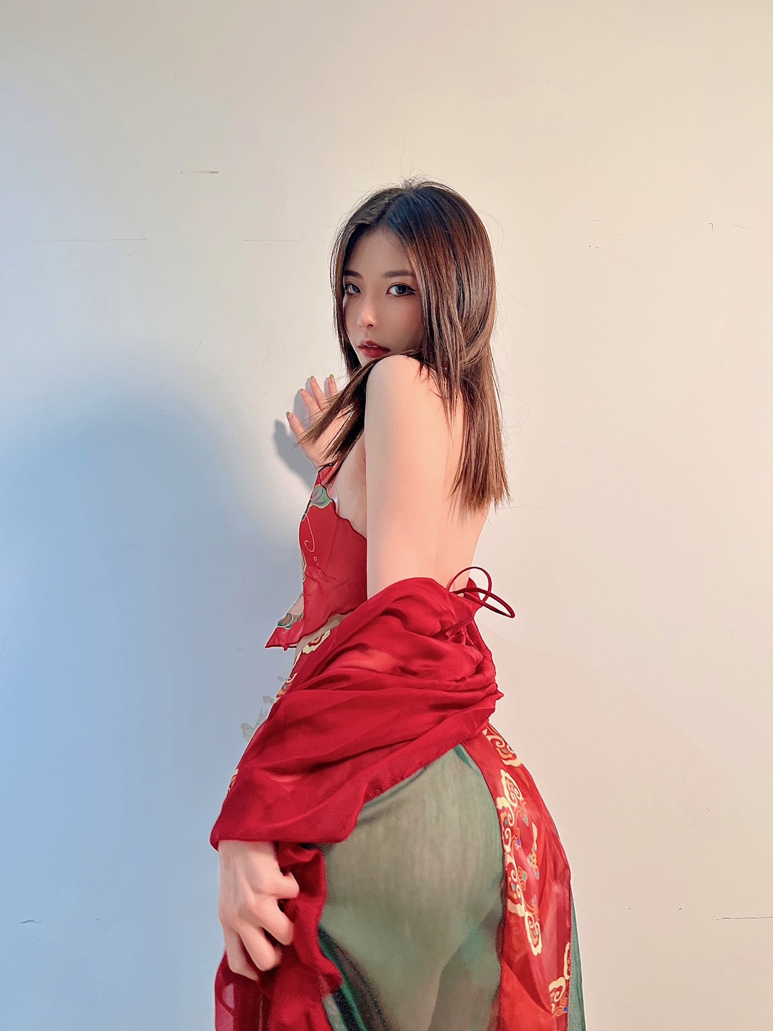 陈妮妮UNI – 福兔迎春 19P